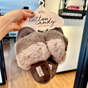 Hello Mello Cotton Candy Puff Slippers Grey Gray S/M 5/6 *Pink Sold Out*